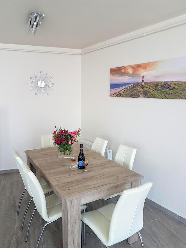 Silver Lodge Apartment 1 Eger Bagian luar foto
